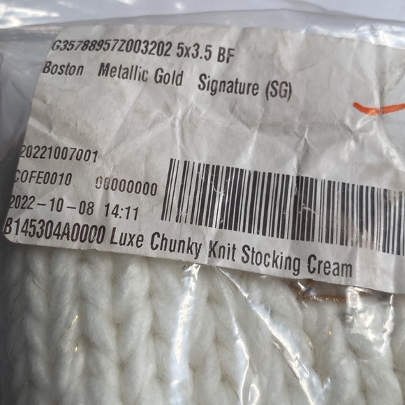 Thirty One Chunky Knit Christmas Stocking - Picture 7 of 8